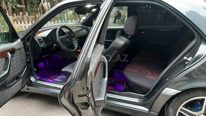 Mercedes C 220 1996, 315,258 km - 2.2 l - Bakı