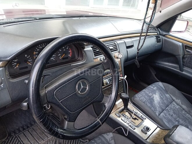 Mercedes E 220 d 1998, 500,001 km - 2.2 л - Bakı