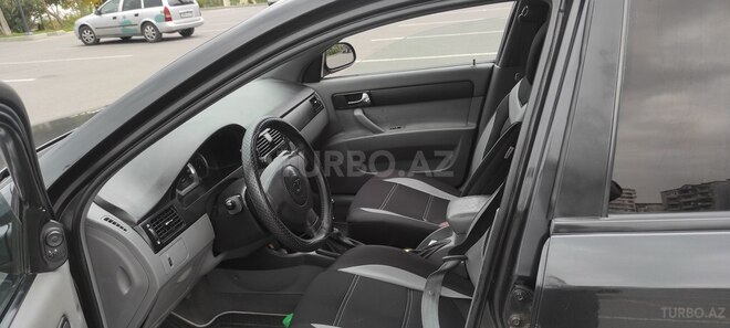 Daewoo Gentra 2010, 240,000 km - 1.6 l - Bakı