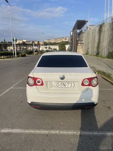 Volkswagen Jetta 2007, 260,000 km - 1.6 л - Bakı