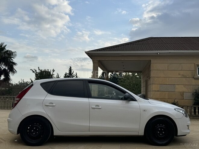 Hyundai i30 2009, 276,000 km - 1.4 l - Bakı