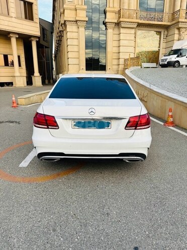 Mercedes E 200 2014, 267,500 km - 2.0 l - Bakı