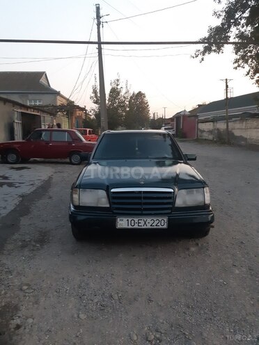 Mercedes E 220 1995, 555,000 km - 2.2 l - Bakı