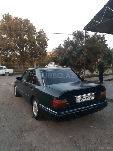 Mercedes E 220 1995, 555,000 km - 2.2 l - Bakı