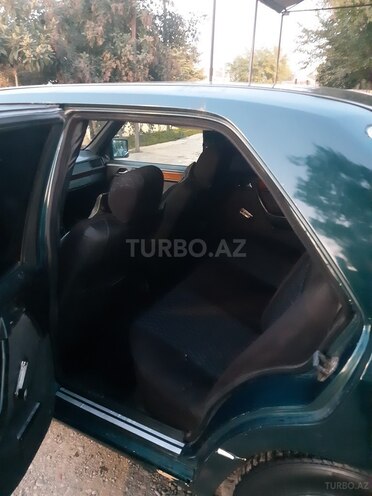 Mercedes E 220 1995, 555,000 km - 2.2 l - Bakı