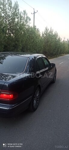 Mercedes E 200 2000, 294,000 km - 2.0 l - Ağdaş