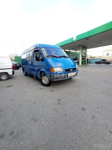 Ford Transit 1999, 250,000 km - 2.5 l - Yevlax