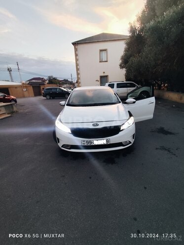 Kia Cerato 2017, 105,000 km - 2.0 l - Bakı