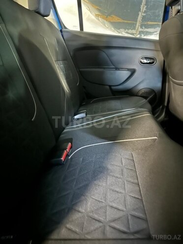 Renault Sandero Stepway 2019, 5,235 km - 1.6 l - Bakı