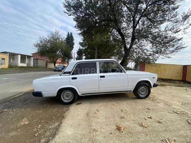LADA (VAZ) 2107 2003, 85,000 km - 1.6 l - Lənkəran