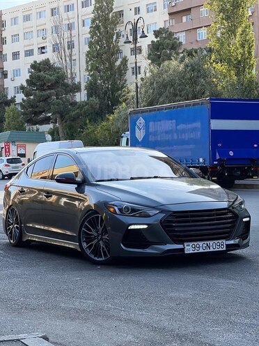 Hyundai Elantra 2018, 128,748 km - 1.6 l - Bakı