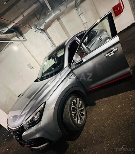 Changan CS 85 2023, 11,000 km - 2.0 l - Bakı