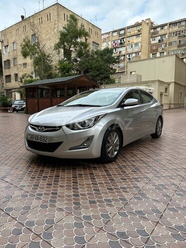 Hyundai Elantra 2015, 225,308 km - 1.8 л - Bakı