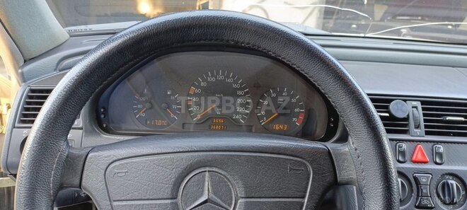 Mercedes C 180 1997, 368,000 km - 1.8 л - Gəncə