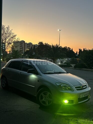 Toyota Corolla 2006, 270,000 km - 1.4 л - Gəncə