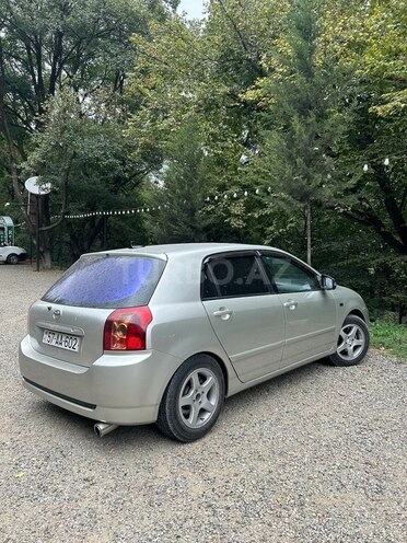 Toyota Corolla 2006, 270,000 km - 1.4 л - Gəncə