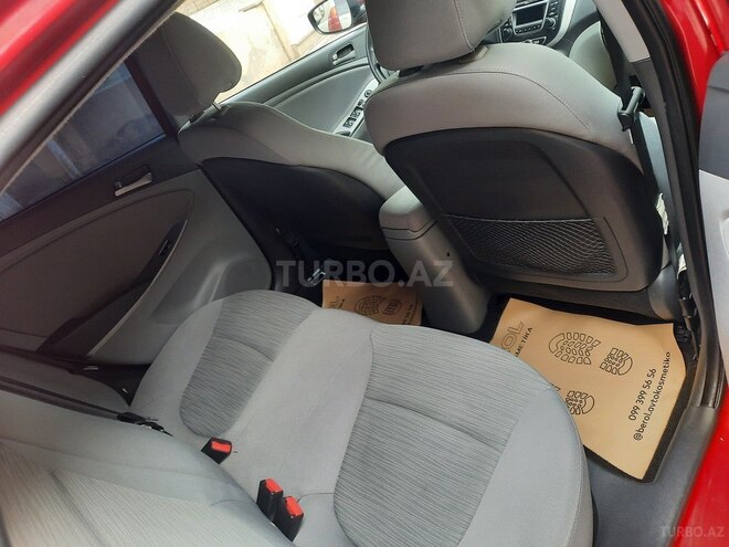 Hyundai Accent 2015, 141,000 km - 1.6 л - Sumqayıt