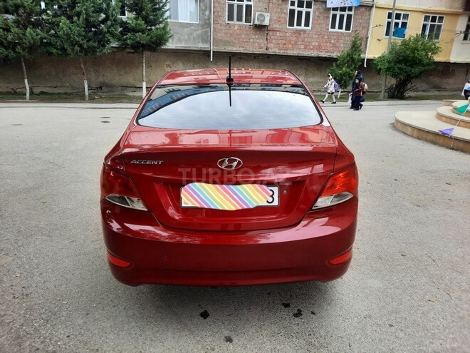 Hyundai Accent 2015, 141,000 km - 1.6 л - Sumqayıt