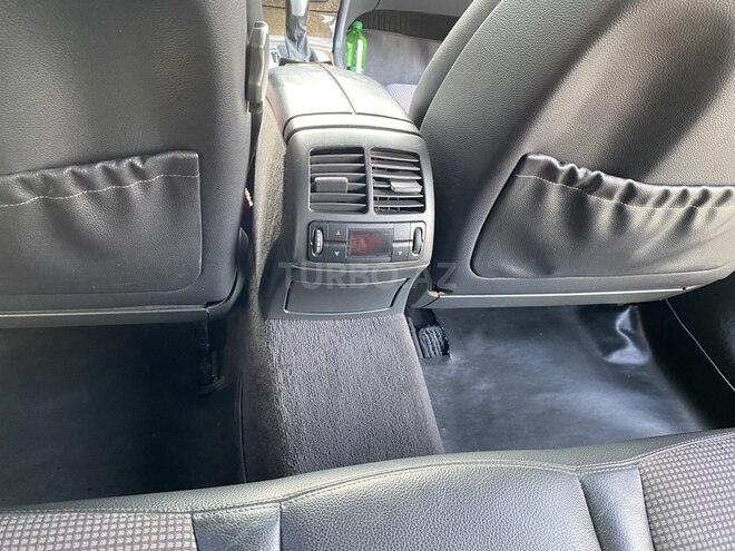 Mercedes E 240 2004, 206,000 km - 2.6 л - Bakı