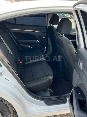 Hyundai Elantra 2020, 70,000 km - 2.0 l - Bakı