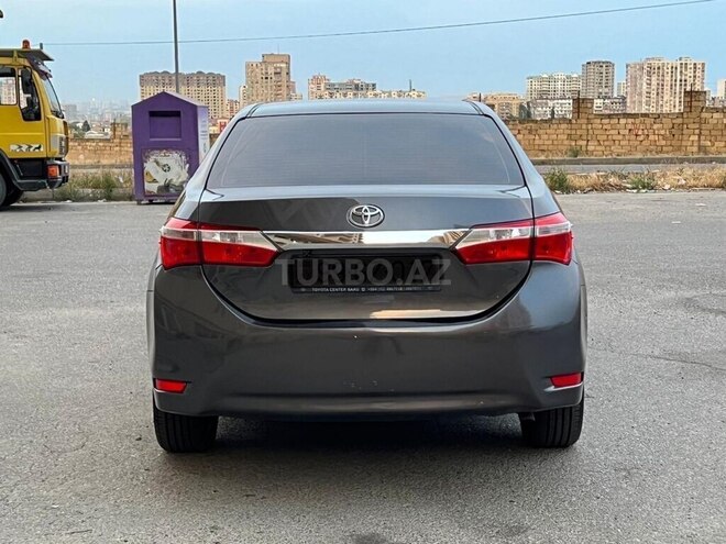 Toyota Corolla 2014, 195,000 km - 1.6 л - Bakı