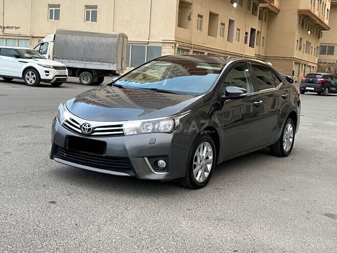 Toyota Corolla 2014, 195,000 km - 1.6 л - Bakı