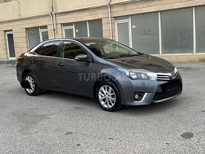 Toyota Corolla 2014, 195,000 km - 1.6 л - Bakı
