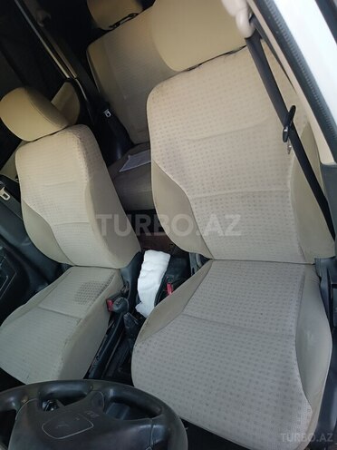 Mitsubishi Pajero io 2004, 390,000 km - 2.0 л - Quba