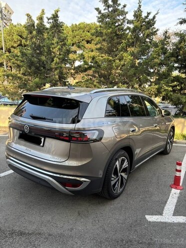 Volkswagen ID.6 Crozz 2022, 9,800 km - 0.0 л - Bakı