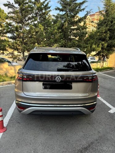 Volkswagen ID.6 Crozz 2022, 9,800 km - 0.0 л - Bakı
