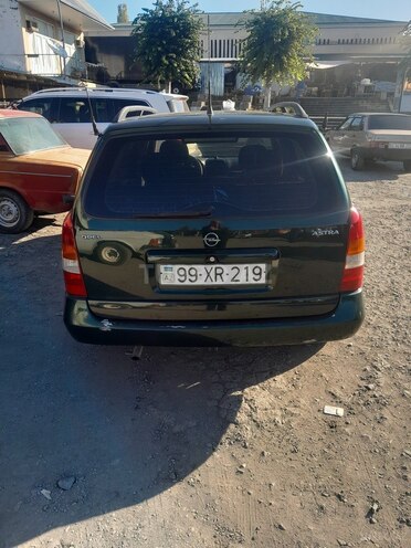 Opel Astra 1999, 25,000 km - 1.8 l - Qax