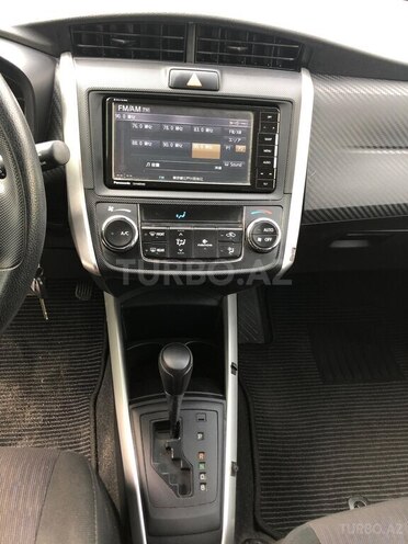Toyota Corolla Fielder 2019, 102,258 km - 1.5 л - Bakı