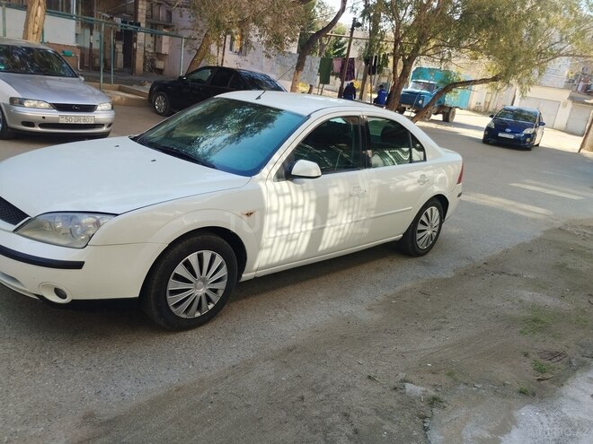 Ford Mondeo 2001, 200,000 km - 2.0 l - Bakı
