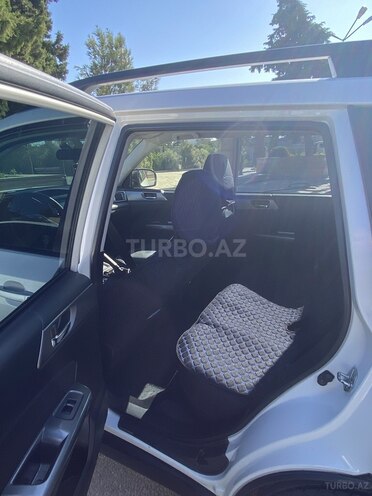 Subaru Forester 2012, 284,000 km - 2.0 л - Bakı