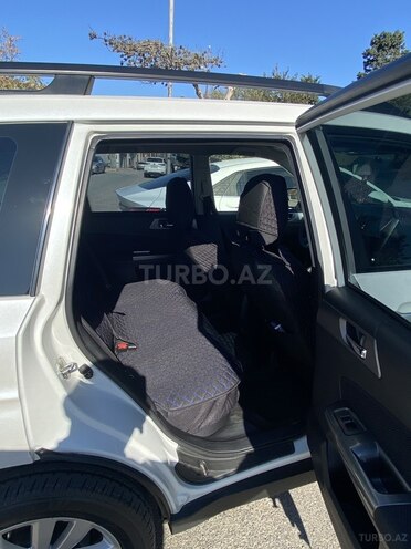 Subaru Forester 2012, 284,000 km - 2.0 л - Bakı