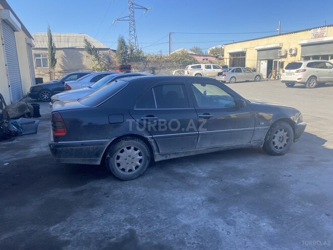 Mercedes C 250 1997, 333,995 km - 2.5 л - Sumqayıt