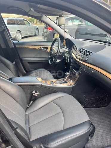 Mercedes E 220 d 2008, 330,000 km - 2.2 l - Bakı