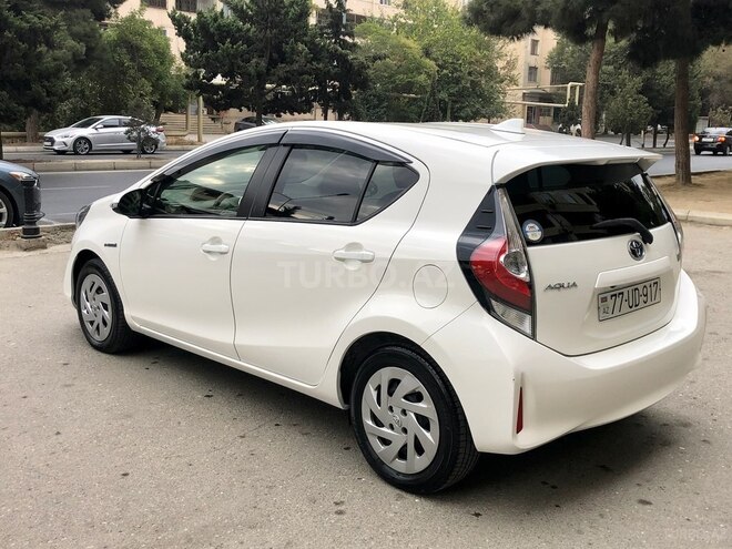 Toyota Aqua 2017, 66,000 km - 1.5 l - Bakı