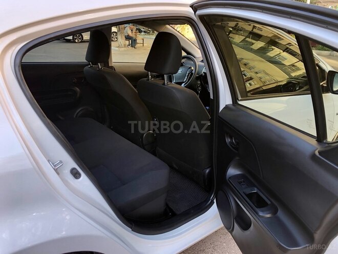 Toyota Aqua 2017, 85,000 km - 1.5 l - Bakı