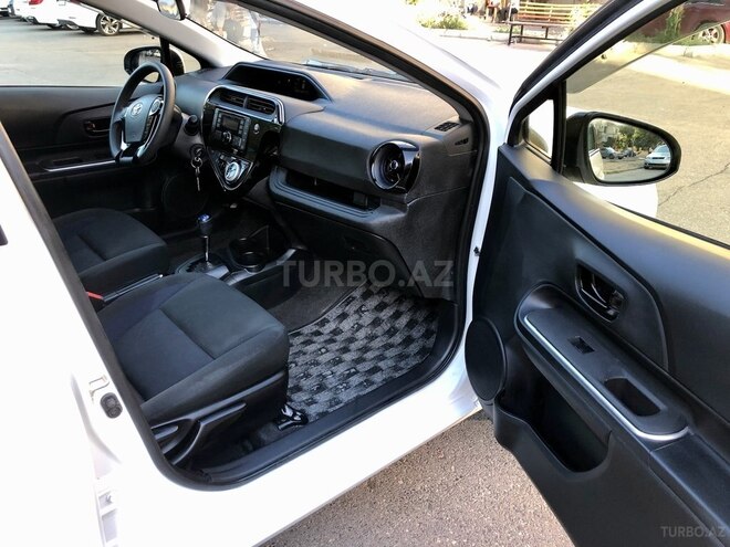 Toyota Aqua 2017, 85,000 km - 1.5 l - Bakı