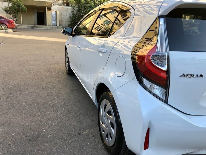Toyota Aqua 2017, 85,000 km - 1.5 l - Bakı