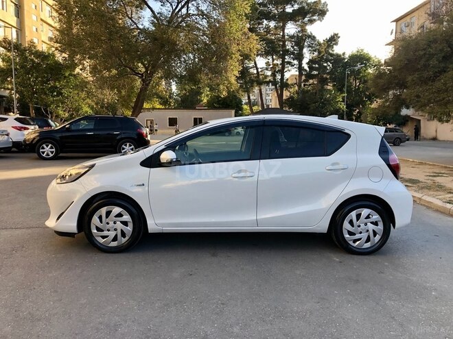 Toyota Aqua 2017, 85,000 km - 1.5 l - Bakı