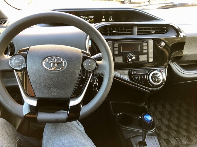 Toyota Aqua 2017, 85,000 km - 1.5 l - Bakı