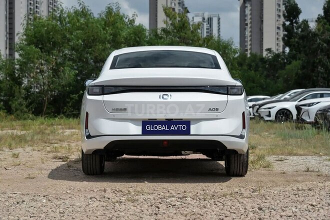 Changan Qiyuan A05-6