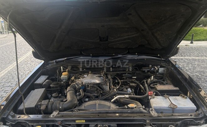 Nissan Pathfinder 2002, 342,000 km - 3.3 l - Bakı