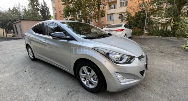 Hyundai Avante 2015, 280,000 km - 1.6 л - Bakı