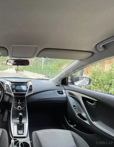 Hyundai Avante 2015, 280,000 km - 1.6 л - Bakı