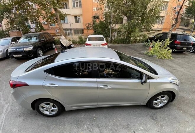 Hyundai Avante 2015, 280,000 km - 1.6 л - Bakı