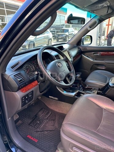 Toyota Land Cruiser Prado-6