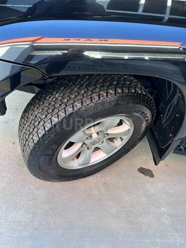 Toyota Land Cruiser Prado-9